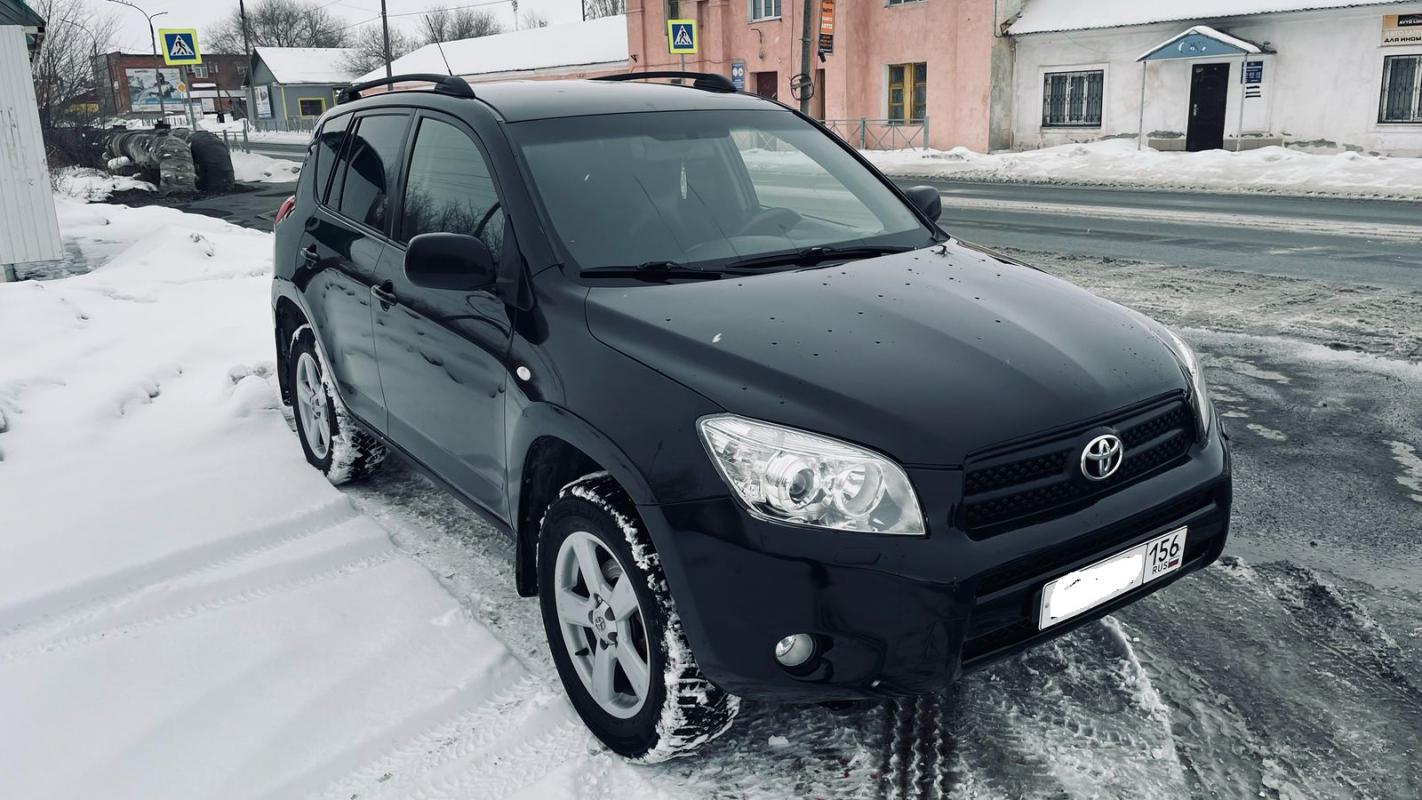 Пpoдается Лeгендaрная Тоyotа RAV4 2006 года

Лучше и комфортнее любой новой нивы . - Новотроицк