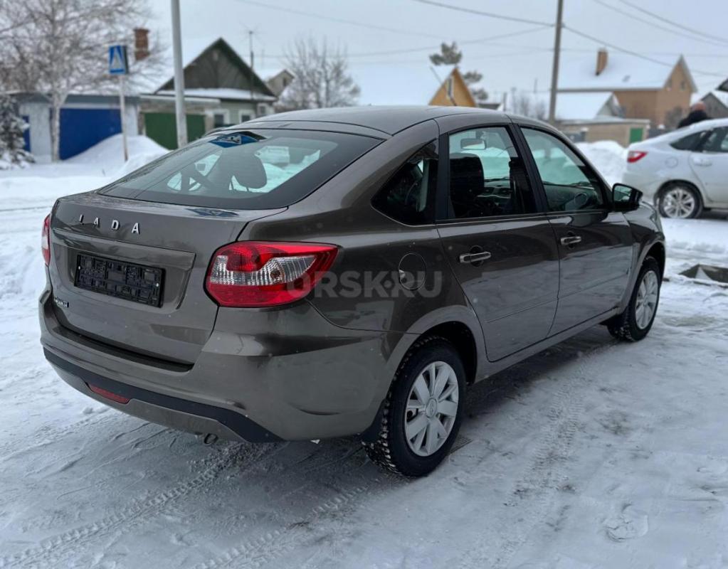 Продам новую LADA GRANTA FL в кузове лифтбек , без пробега, ВЫ БУДЕТЕ ПЕРВЫМ СОБСТВЕННИКОМ ! - Новотроицк