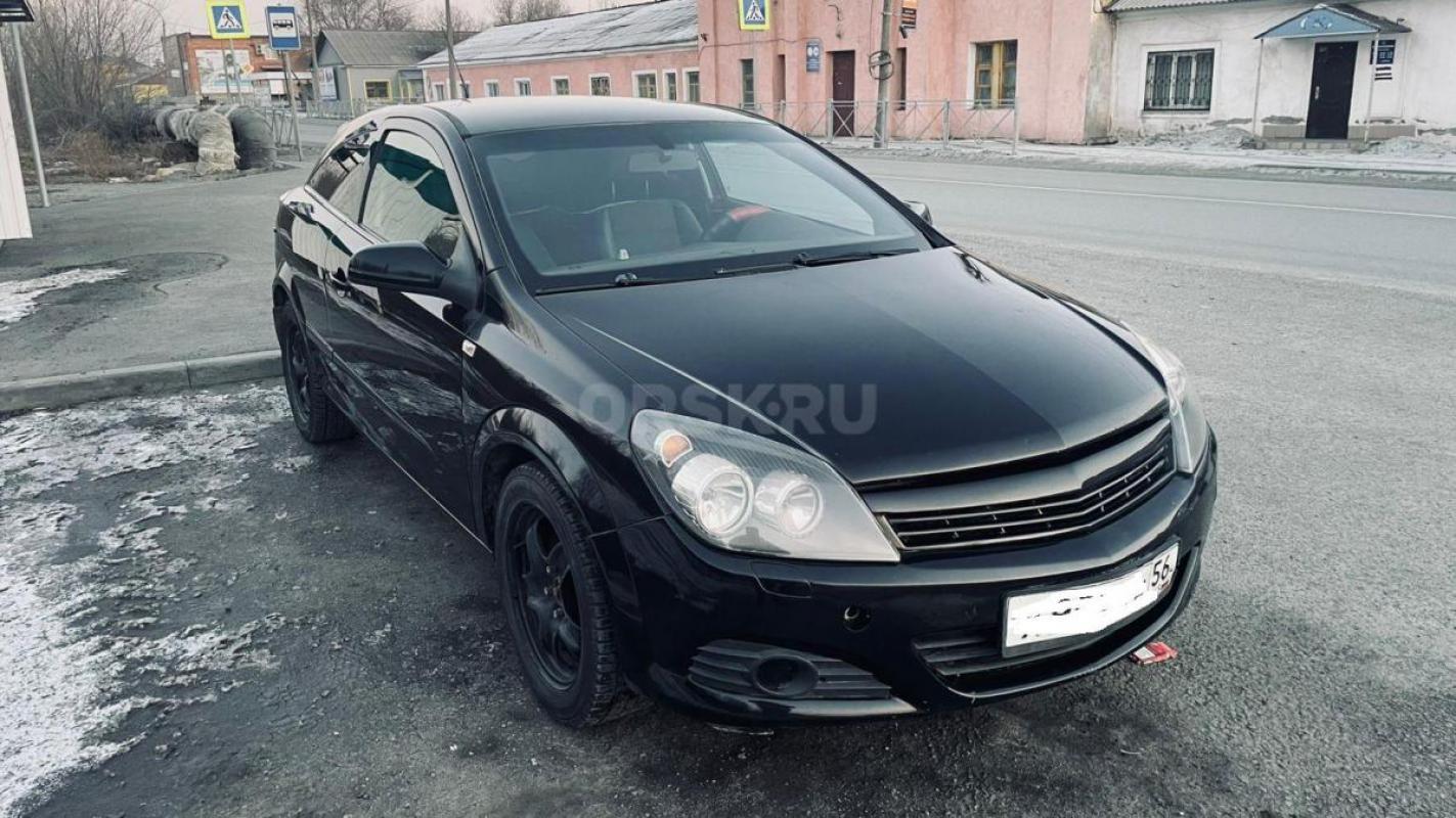 Продается Opel Astra купе, 2006 года

Состояние отличное,

обслуживание проводилось вовремя, - Новотроицк