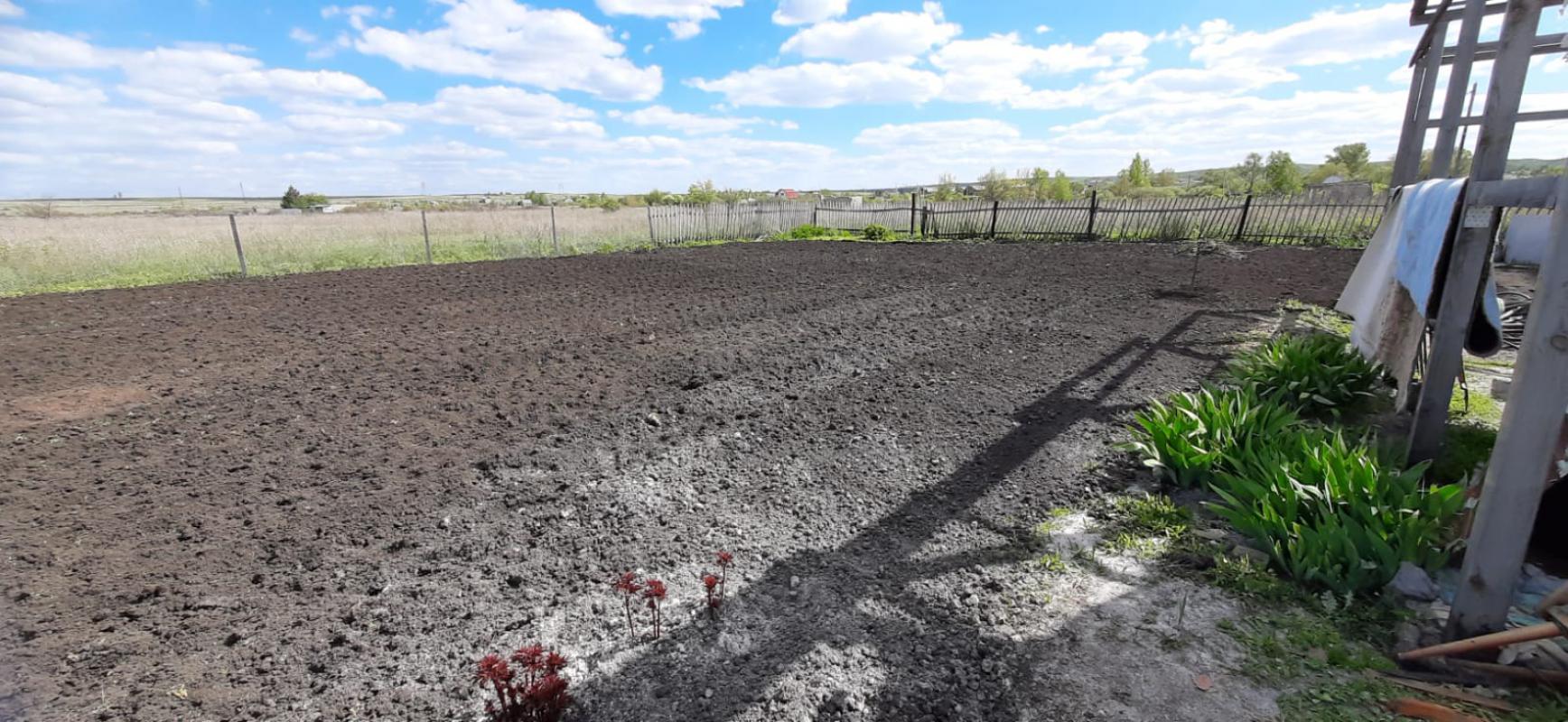 Участок 8соток, в собственности, площадь дома 30-35 кв м. - Новотроицк