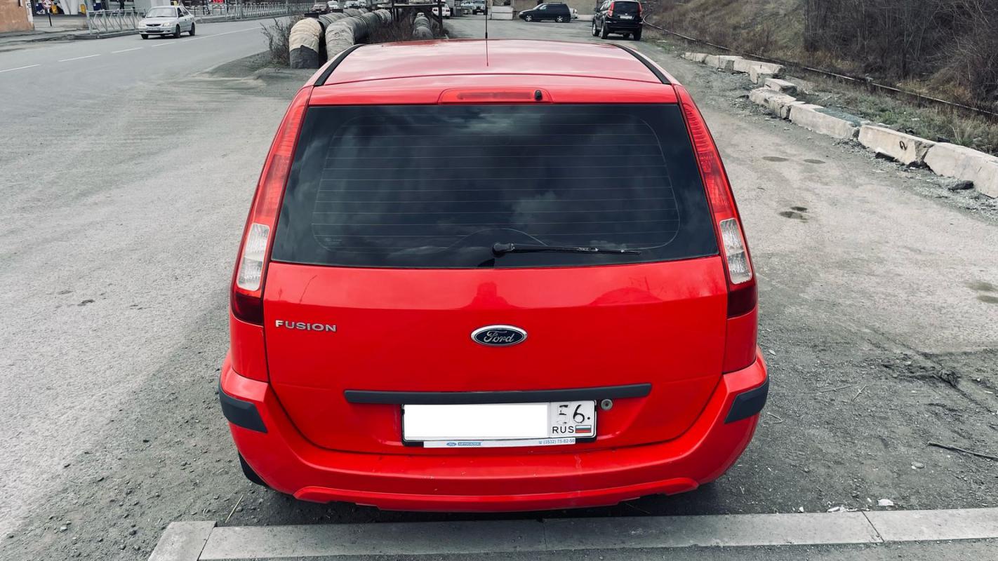 Продается Ford Fusion 2007 года

Комплектация :

- Электростеклоподъёмники.

- Аудио система. - Новотроицк