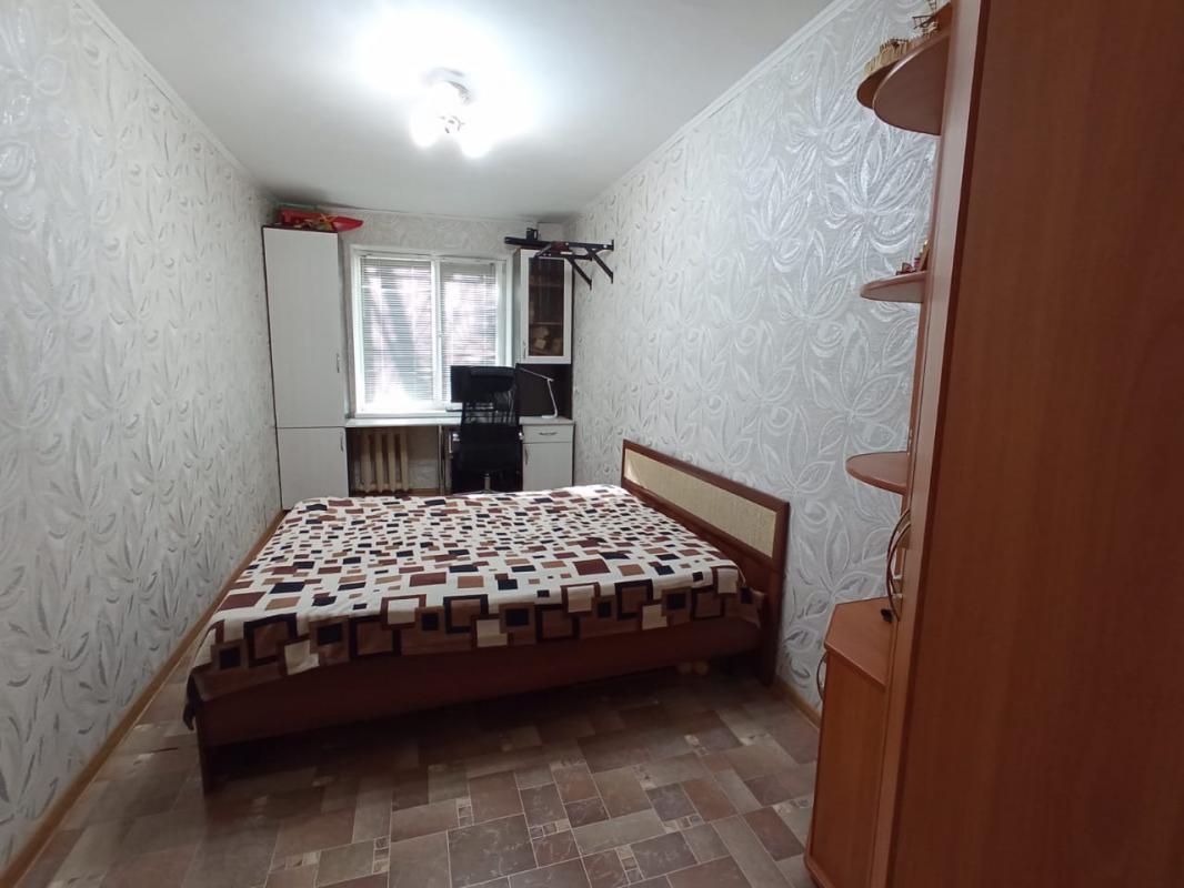 Продам 3- комнатную (61 кв. - Новотроицк