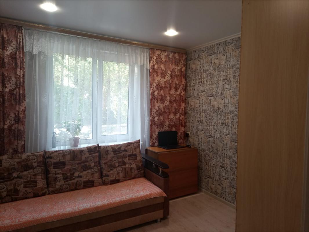 Продам улучшенную 4-х ком. - Новотроицк