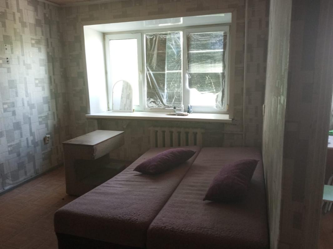 Квартира теплая, очень хороший и тихий район, рядом находится Новотроицкий политехнический колледж, - Новотроицк