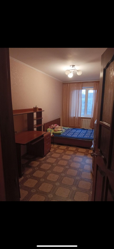 В продаже 2х комнатная квартира с раздельными комнатами. - Новотроицк