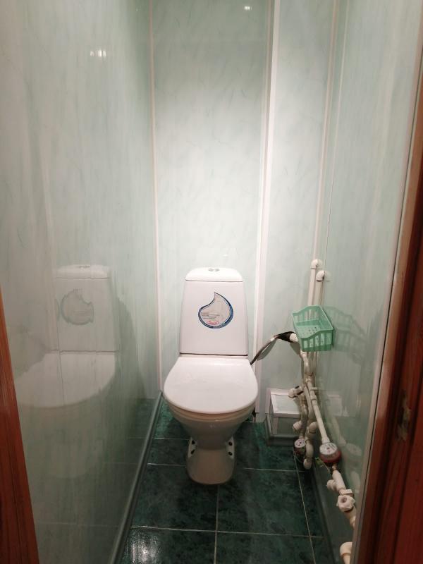 Продается уютная 3-комнатная квартира улучшенной планировки в кирпичном доме на 5 этаже, расположенн - Гай