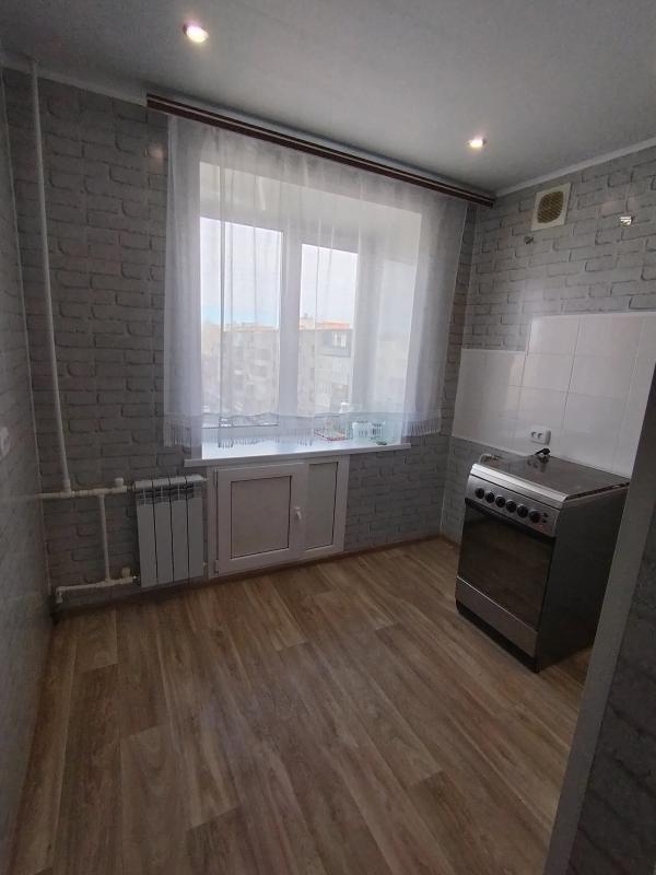 Предлагаем вашему вниманию 2-х комнатную квартиру, расположенную на 5 этаже кирпичного дома пятиэтаж - Гай