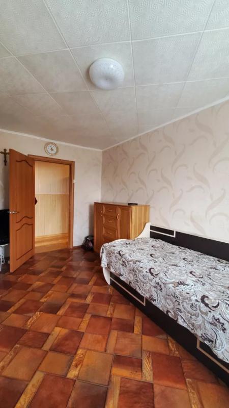 В продаже уютная 3-х комнатная квартира, по адресу ул Молодежная д 67 расположенная на 4 этаже с общ - Гай