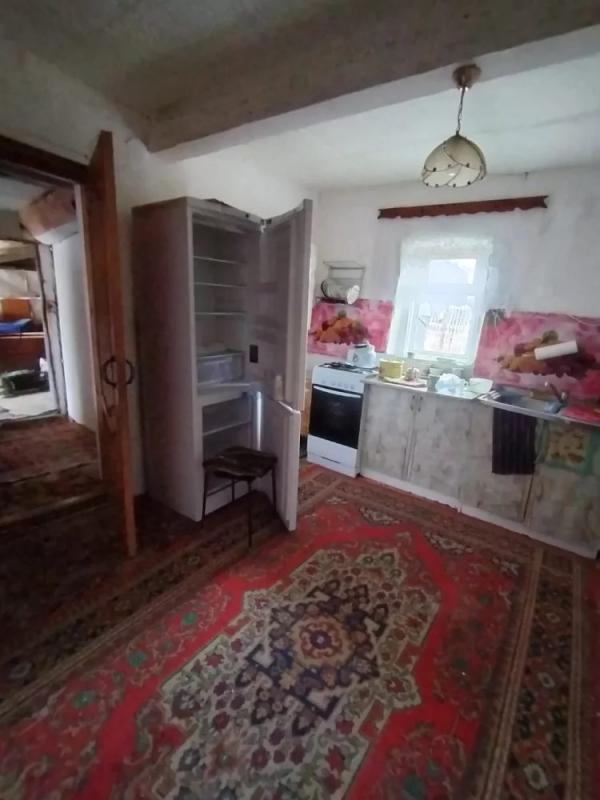 Продается уютный дом в живописном поселке Саверовка, расположенный на улице Центральной. - Гай