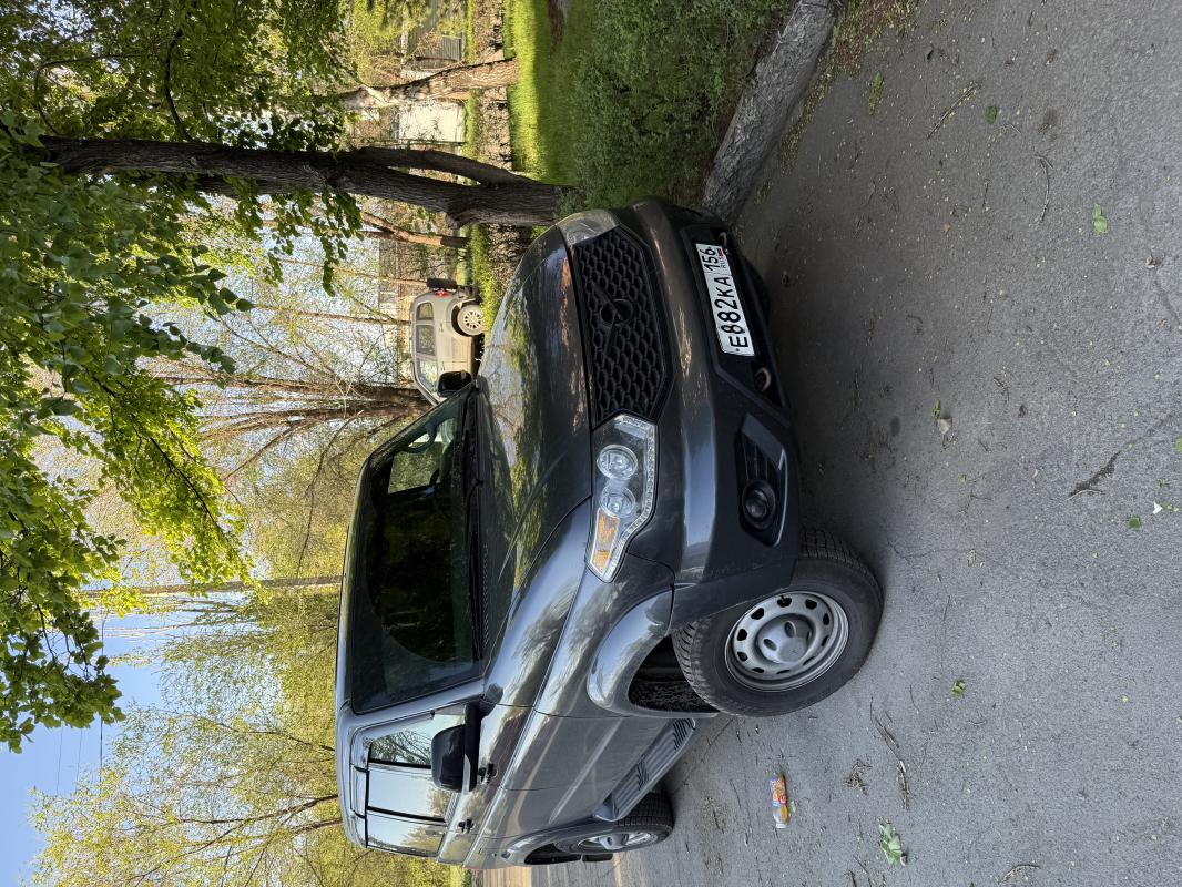 Продам УАЗ патриот 2024 года 150л.с пробег 18800 в очень хорошем состоянии машина не битая не крашен - Новотроицк