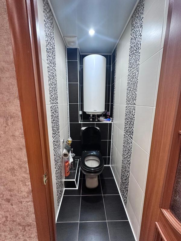 Продается двухкомнатная квартира улучшенной планировки. - Новотроицк