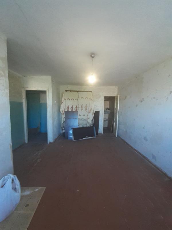 Продается 1-комнатная квартира в  центре города по адресу :
г. - Новотроицк