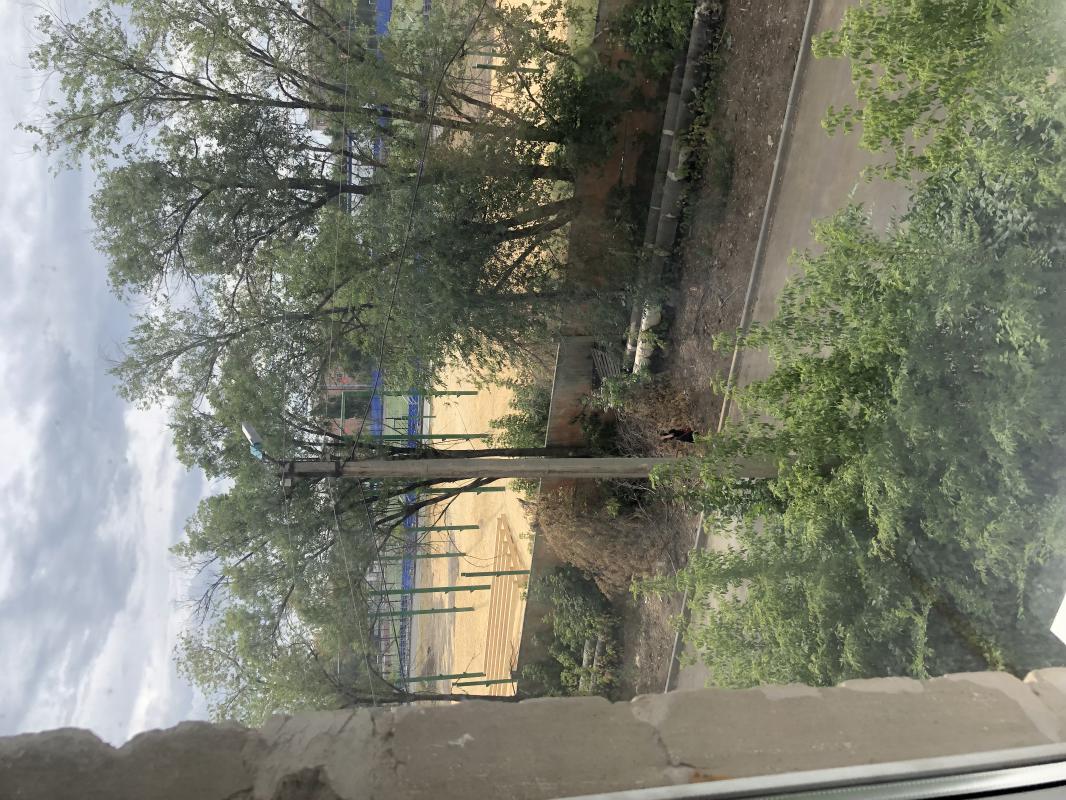 Продам квартиру 
Состояние ремонт 
В квартире натяжные потолки, стеклопакет, новая входная дверь, 
С - Новотроицк