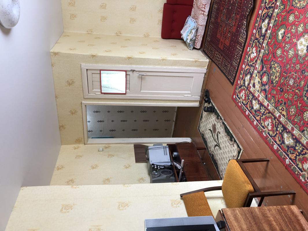 Продам квартиру 
Состояние ремонт 
В квартире натяжные потолки, стеклопакет, новая входная дверь, 
С - Новотроицк