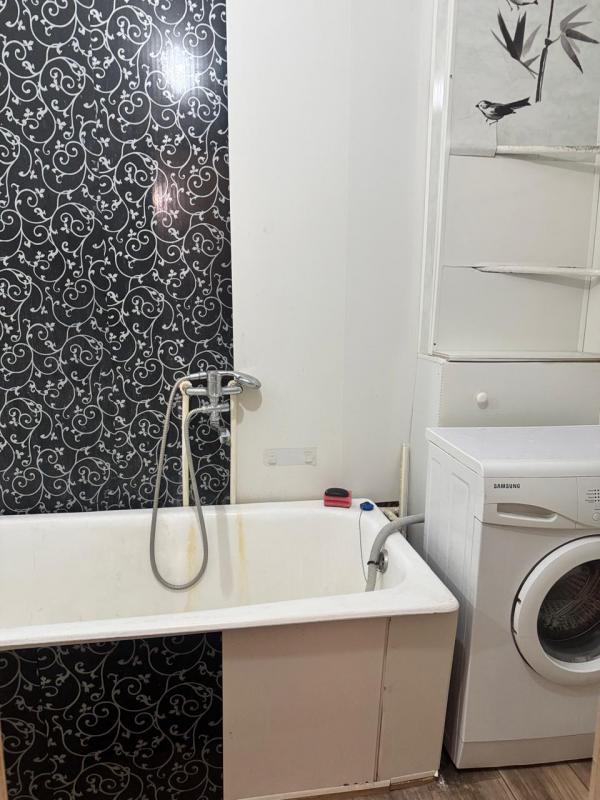 Продается 2-комнатная квартира на 1 этаже в тихом районе с развитой инфраструктурой! - Новотроицк