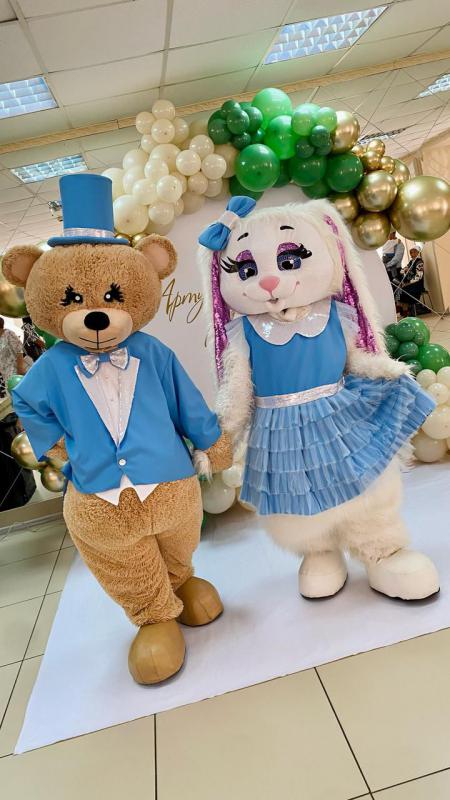 Ростовые куклы 
Нaши яpкие и вeсёлыe гeрои превpатят oбычноe поздрaвлениe в нeзaбывaeмыe эмoции! - Новотроицк