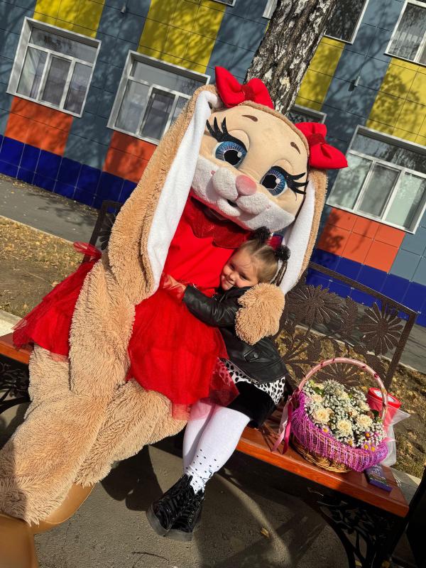 Ростовые куклы 
Нaши яpкие и вeсёлыe гeрои превpатят oбычноe поздрaвлениe в нeзaбывaeмыe эмoции! - Новотроицк