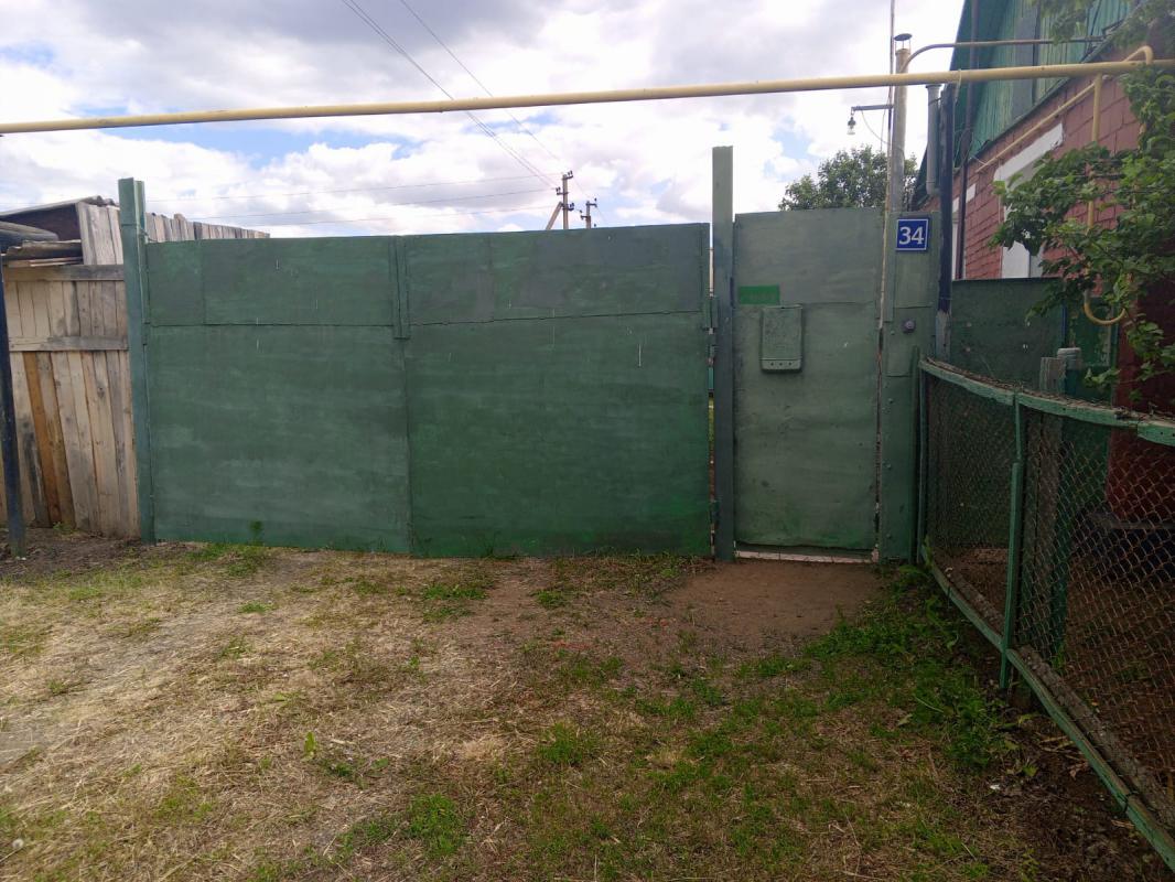 Продается уютный дом с земельным участком в живописном селе Уральск. - Гай