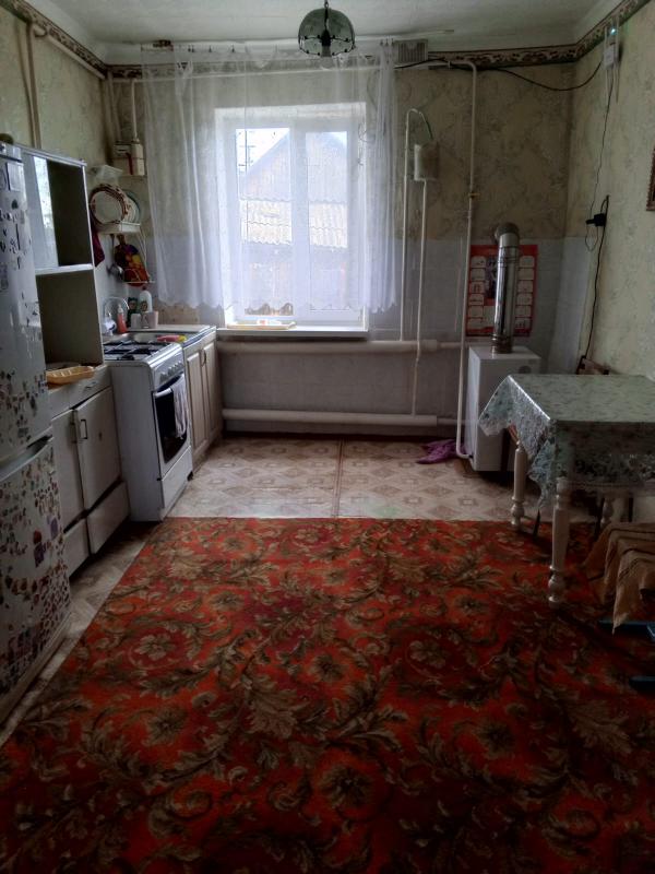 Продается уютный дом с земельным участком в живописном селе Уральск. - Гай