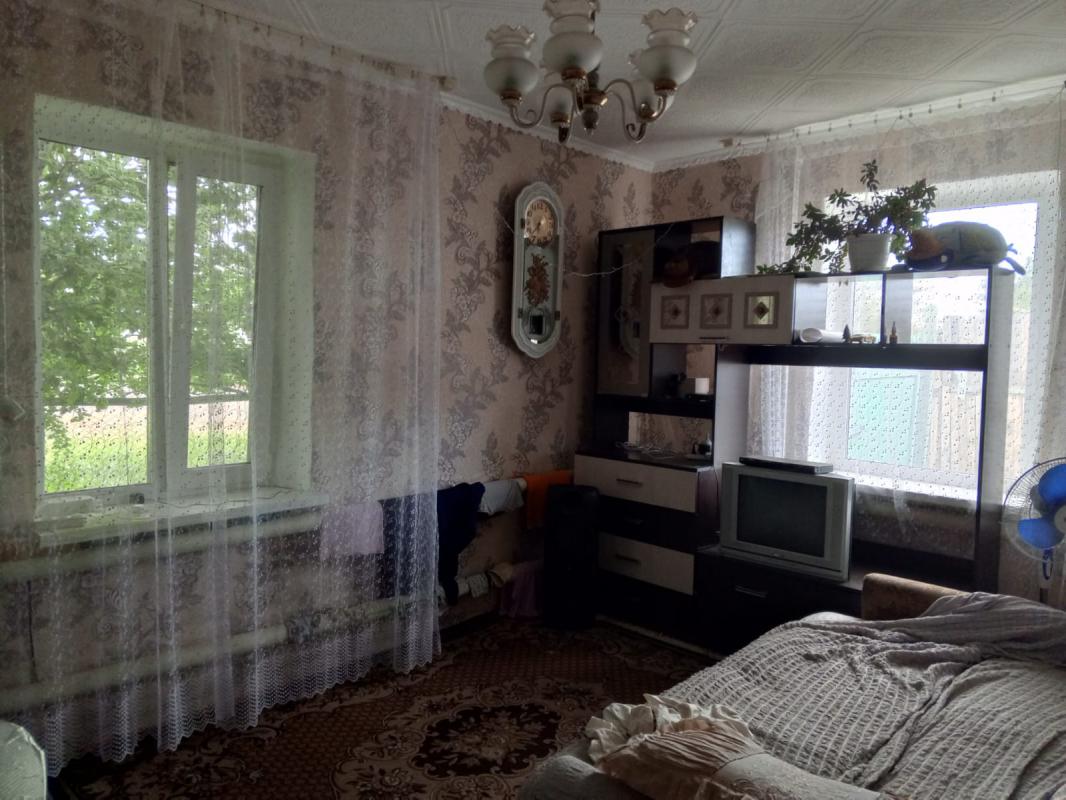 Продается уютный дом с земельным участком в живописном селе Уральск. - Гай