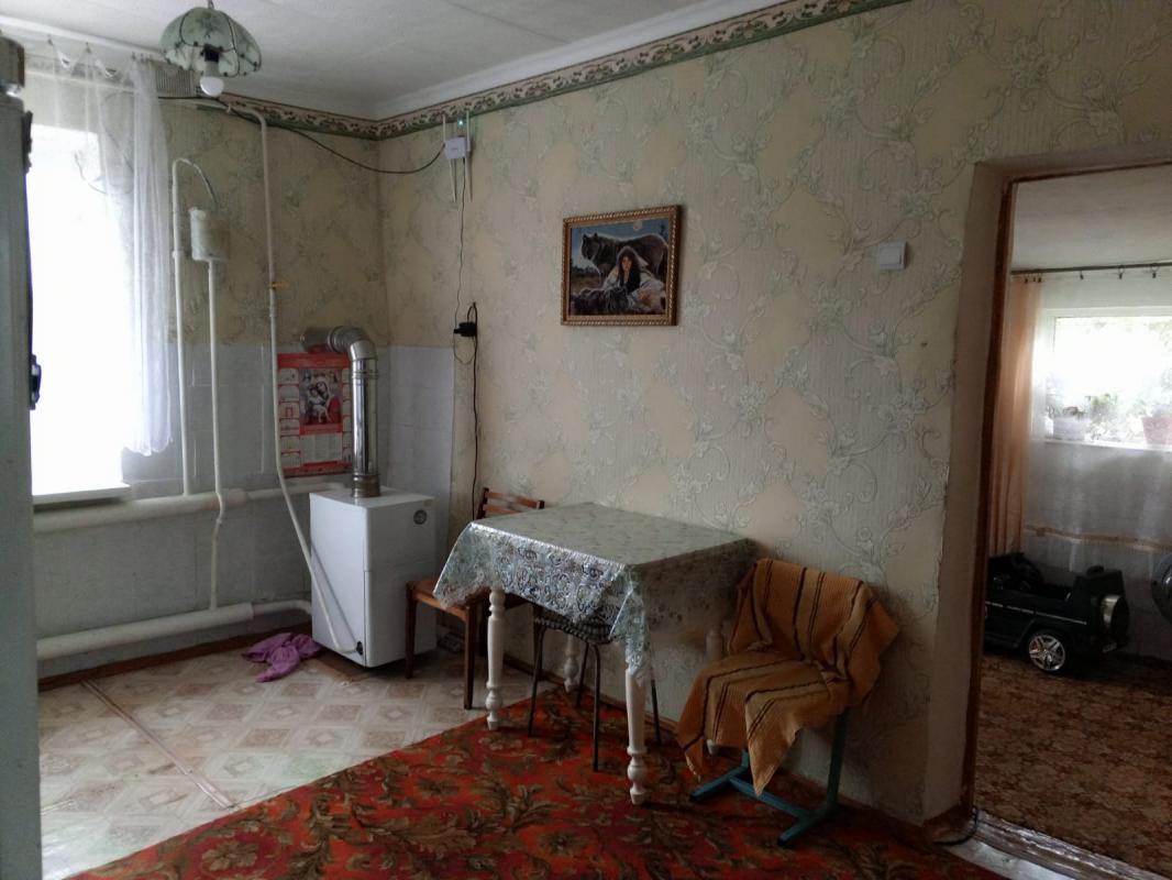 Продается уютный дом с земельным участком в живописном селе Уральск. - Гай