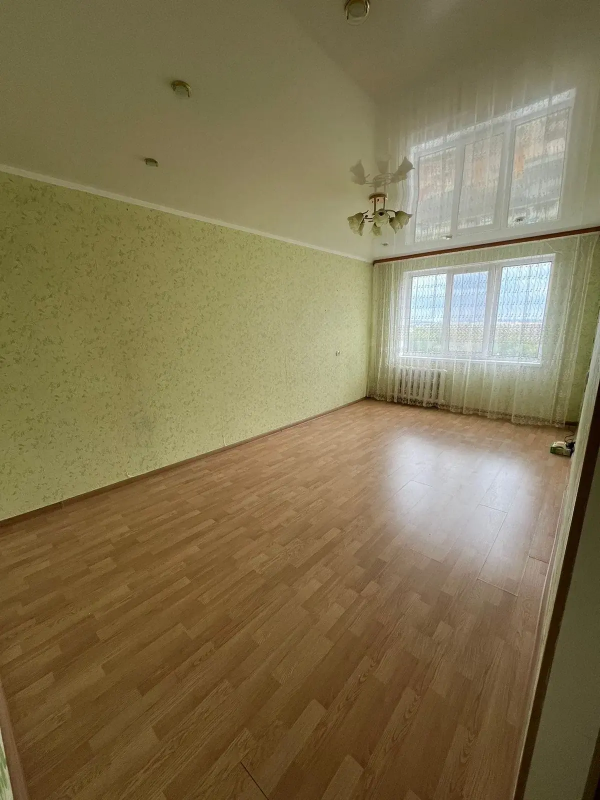 Продаётся уютная трёхкомнатная квартира площадью 62.1 квадратных метра на улице Винокурова, 12а в го - Новотроицк