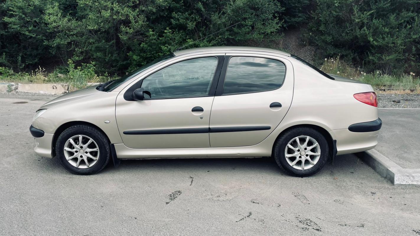 Продается Peugeot 206, 2008 года выпуска. сборка ФРАНЦИЯ! - Новотроицк