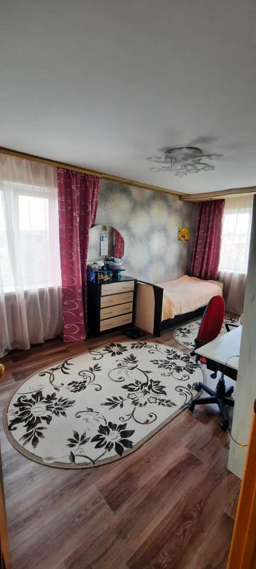 Продаётся 3-х комнатная квартира в хорошем районе (центр города)по улице Марии Корецкой 17,рядом ест - Новотроицк