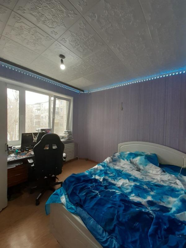 Продается уютная 4-комнатная квартира по адресу : г. - Новотроицк