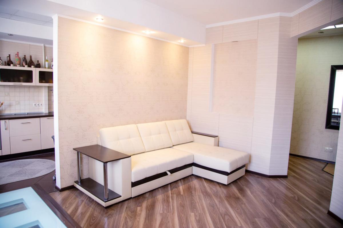 Продается БОЛЬШАЯ 2Х-КОМНАТНАЯ КВАРТИРА СТАРОГО ТИПА НА СТРОИТЕЛЬНОМ ТЕХНИКУМЕ по адресу: СОВЕТСКАЯ - Новотроицк