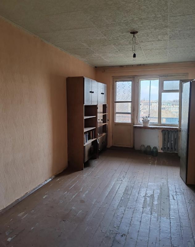 Продаю 2 х комн квартиру, общей площадью 44 кв. - Новотроицк