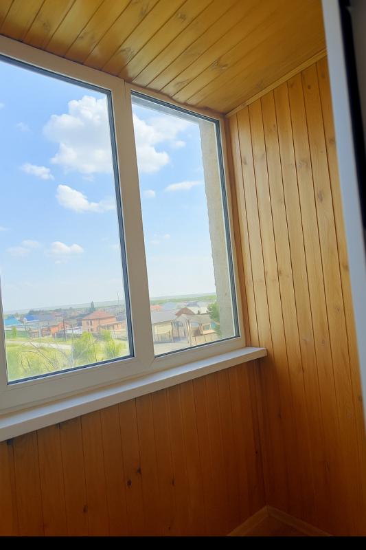 Продается уютная трехкомнатная квартира в городе Гай на Молодёжной улице. - Гай