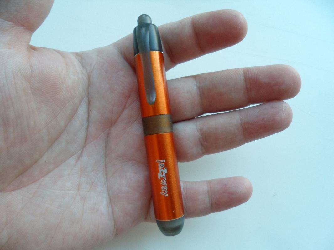 Продам набор из разных фонариков. - Новотроицк