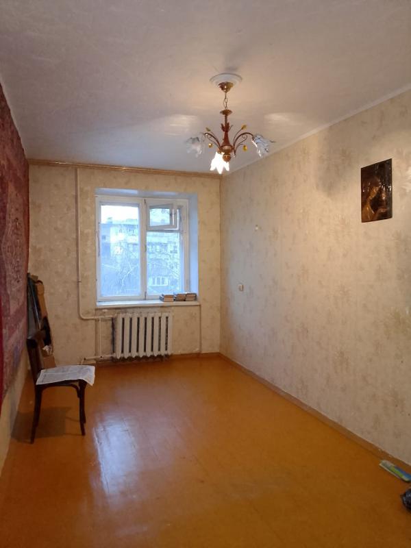 Продам 2-х комнатную квартиру, рядом школа 15 и остановка Новотроицк. - Новотроицк