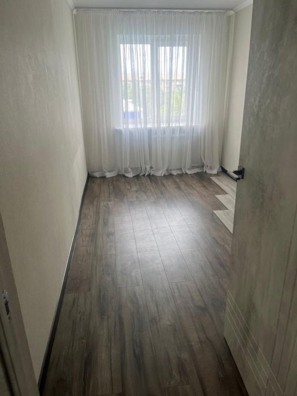 Сдам 3-комнатную квартиру**  

📍 **Расположение:**  
- Во дворе школа №17, детский сад №17  
- В - Новотроицк