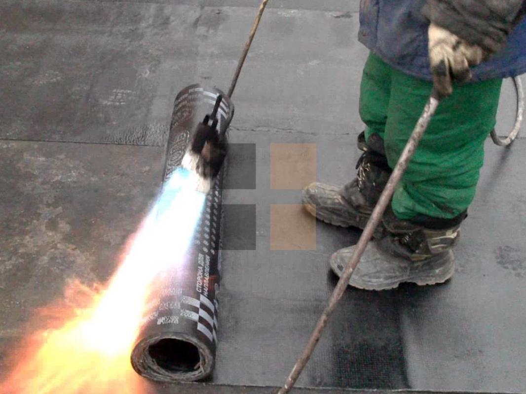 Ремонт кровли крыш от гаража до производственных помещений гарантия качество - Новотроицк