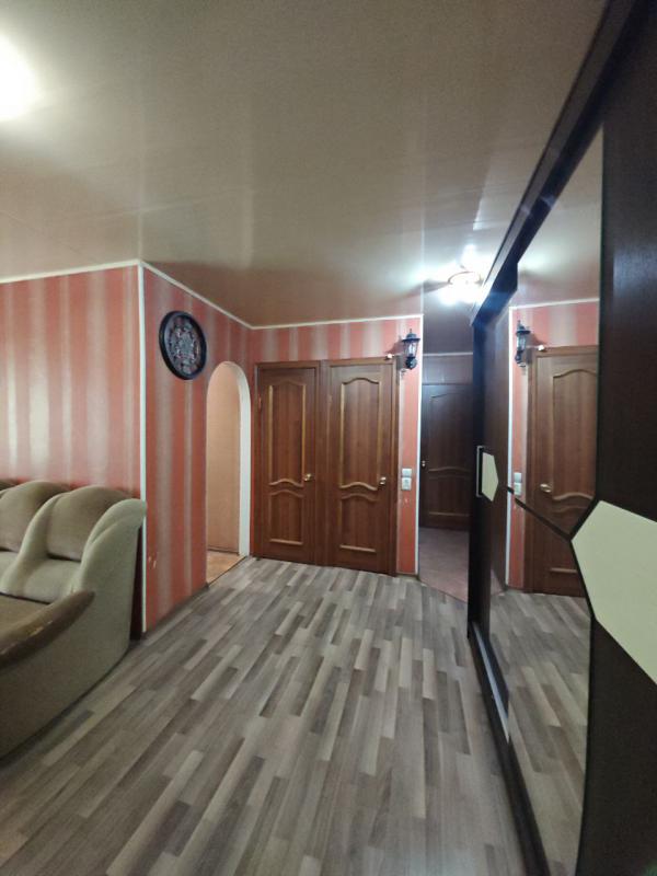 *Продается 3-комнатная квартира в кирпичном доме!*
Рады предложить вам уютную 3-комнатную квартиру - Новотроицк