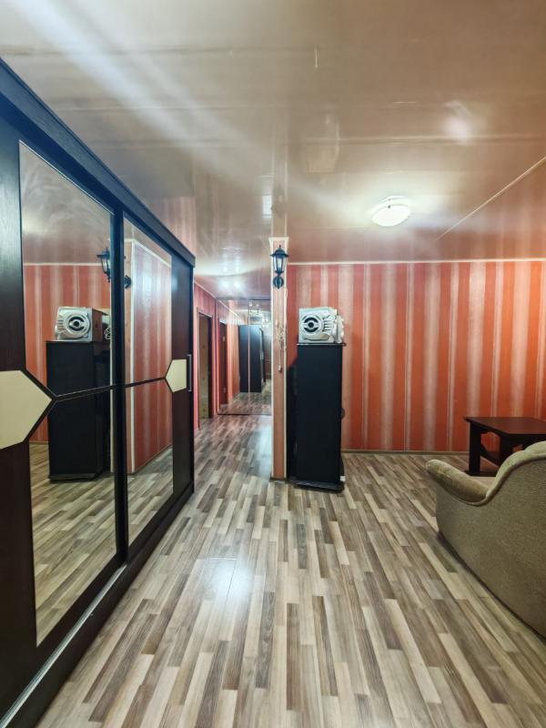 *Продается 3-комнатная квартира в кирпичном доме!*
Рады предложить вам уютную 3-комнатную квартиру - Новотроицк