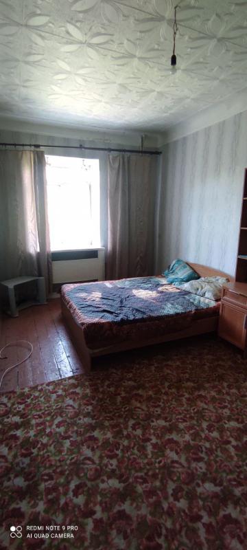 Предлагаем вашему вниманию двухкомнатную квартиру старого типа по адресу Железнодорожная д.3. - Новотроицк