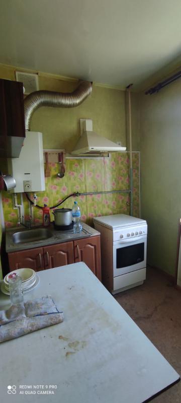 Предлагаем вашему вниманию двухкомнатную квартиру старого типа по адресу Железнодорожная д.3. - Новотроицк