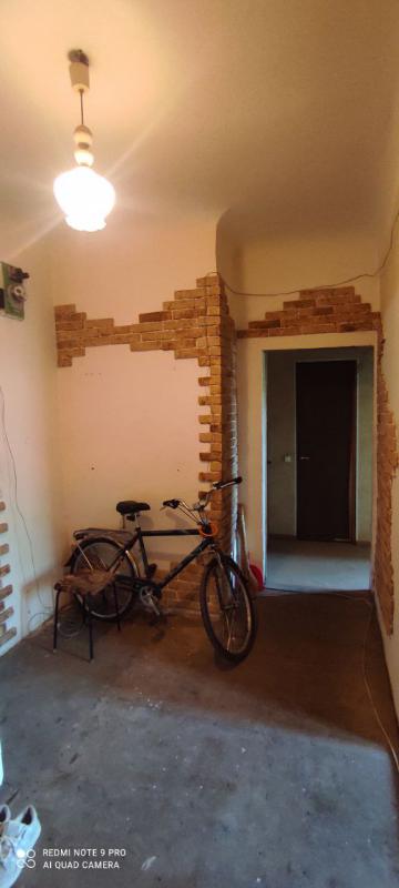 Предлагаем вашему вниманию двухкомнатную квартиру старого типа по адресу Железнодорожная д.3. - Новотроицк