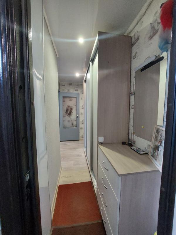 Предлагаем вашему вниманию двухкомнатную квартиру в центре города рядом с администрацией по адресу К - Новотроицк