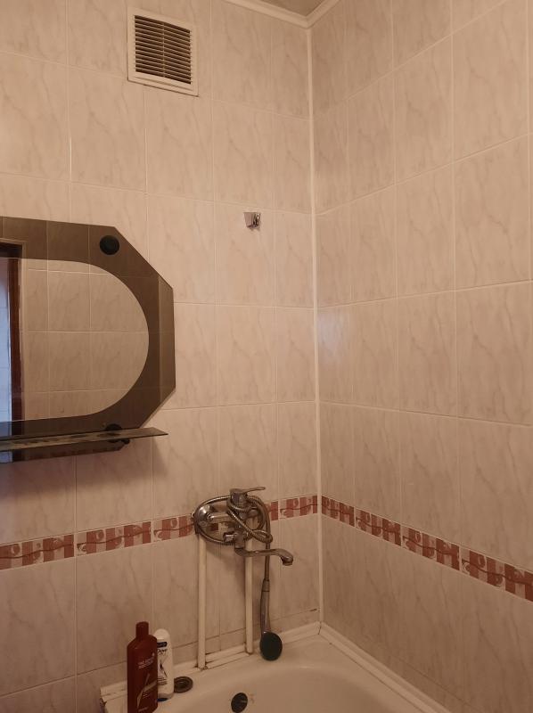 Продается 1комнатная квартира на 2этаже в кирпичном доме по адресу: г. - Новотроицк