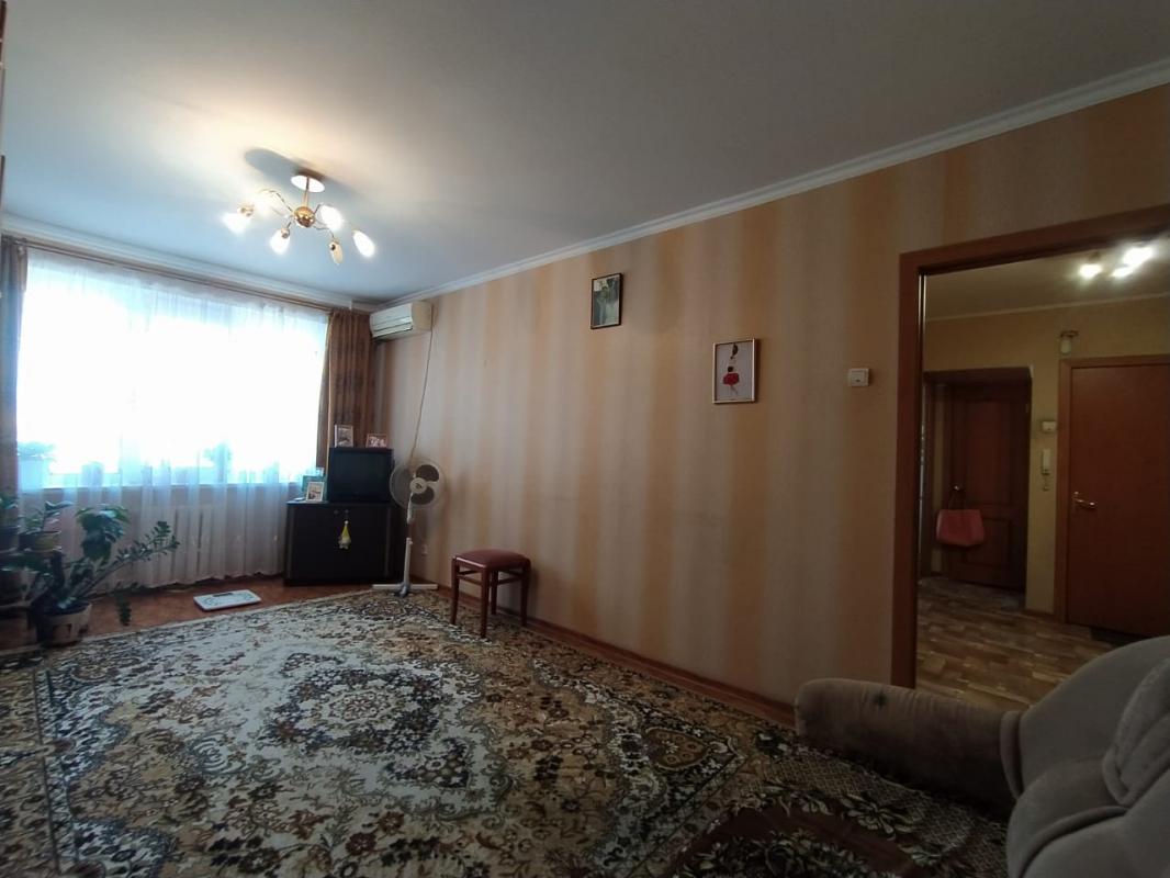 Продаётся 3-х комнатная квартира на 7 этаже 9 - ти этажного дома, по адресу г. - Новотроицк