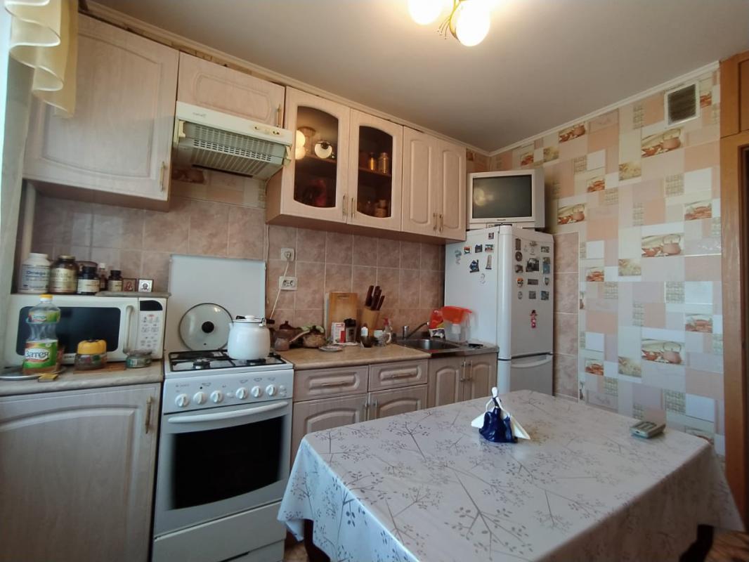 Продаётся 3-х комнатная квартира на 7 этаже 9 - ти этажного дома, по адресу г. - Новотроицк