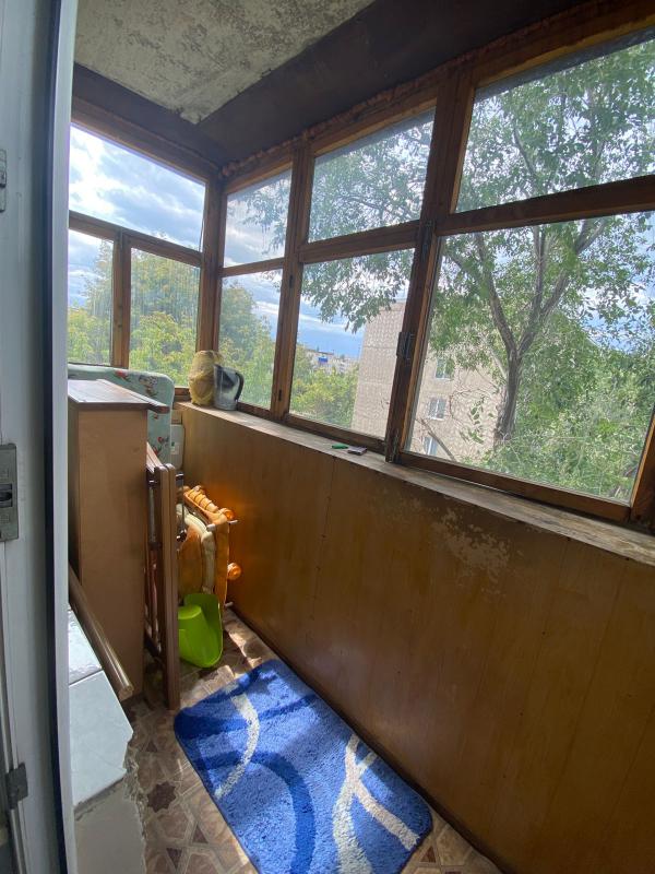 Продается 3-х комнатная маломерка на четвертом этаже по адресу: КОМСОМОЛЬСКИЙ 26. - Новотроицк