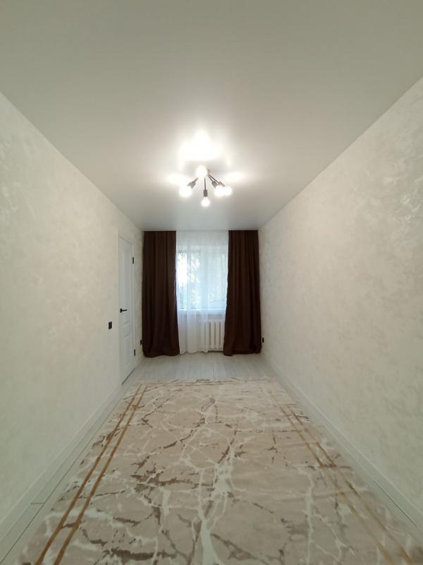 Продается двухкомнатная квартира с ремонтом под ключ по адресу г. - Новотроицк