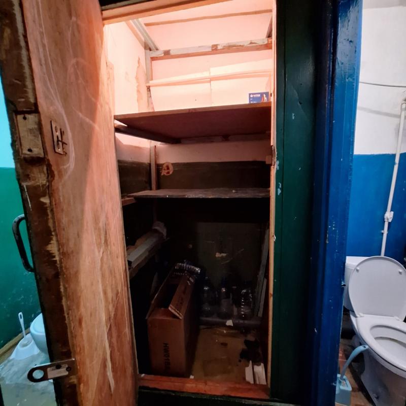 Продается комната в общежитии на 8 этаже, девятиэтажного дома. - Новотроицк