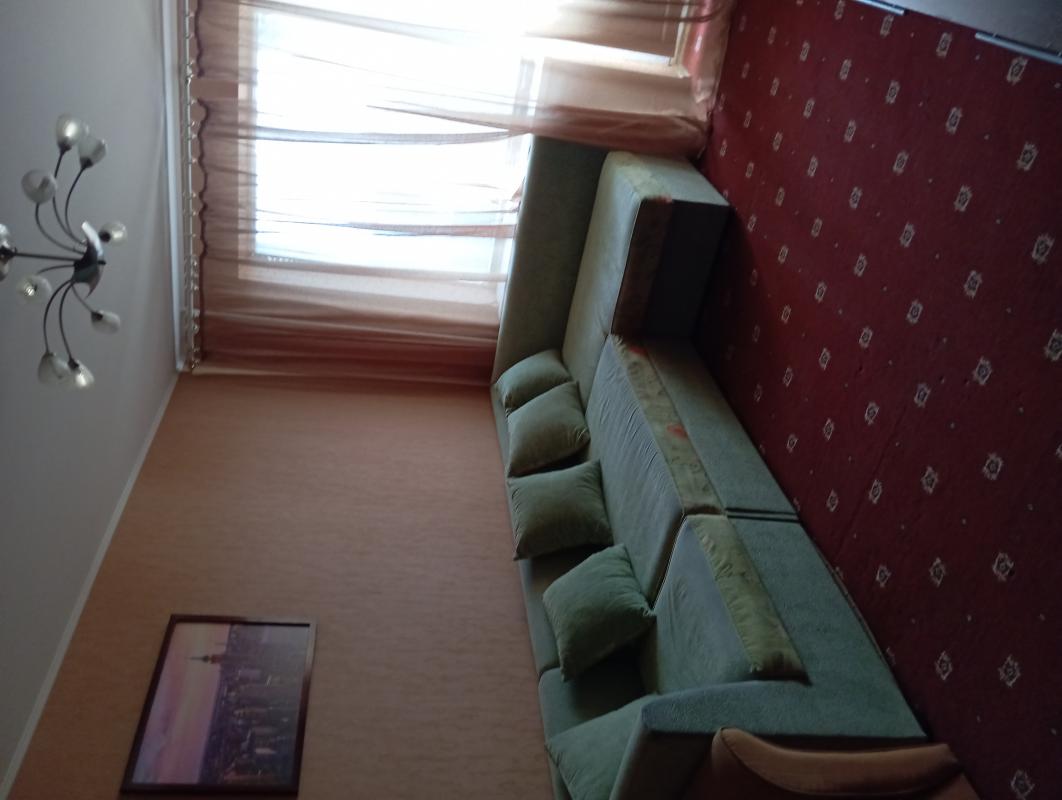 Сдается квартира на длительный срок. - Новотроицк