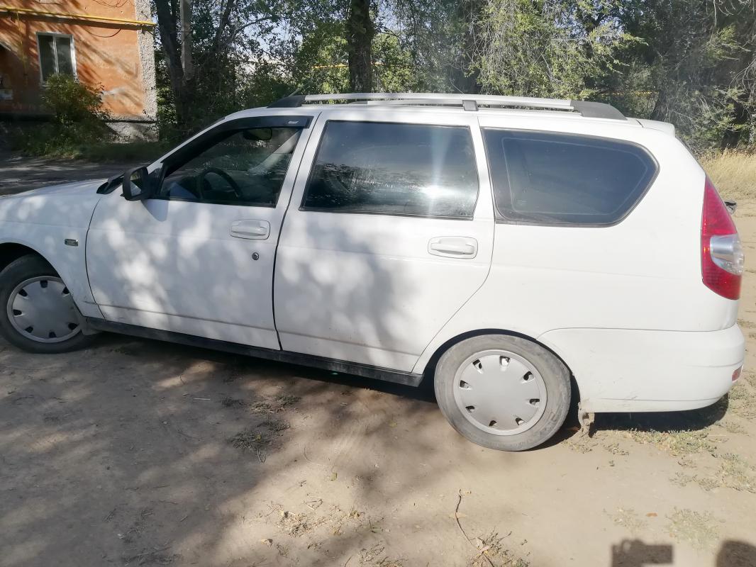 Приора универсал, люкс (SE), 2012 года. - Новотроицк